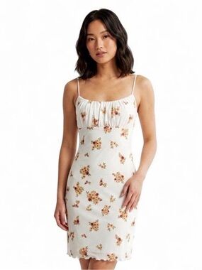 No Comment NY-LA White Floral Camisole Top